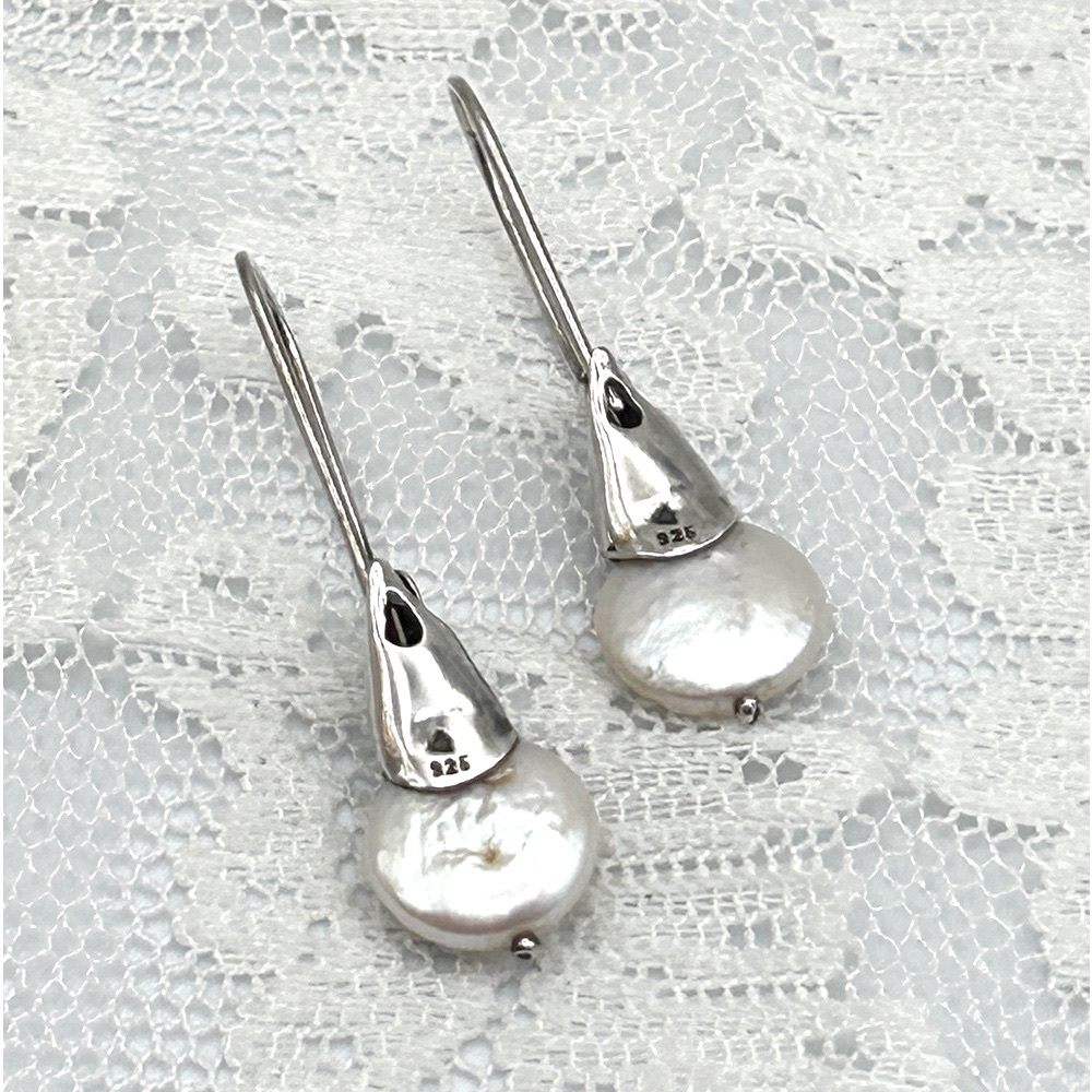 W1269 Rare Vintage Silpada 925 Sterling Silver Coin Pearl Earrings VHTF - Picture 4 of 10